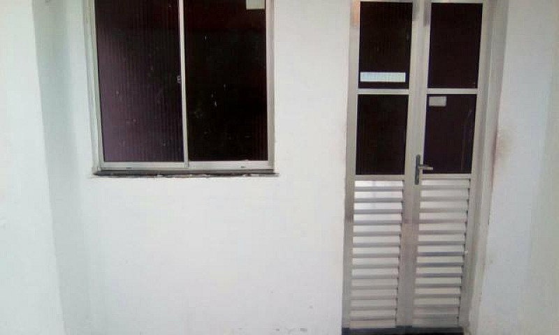 Casa Pra Alugar...