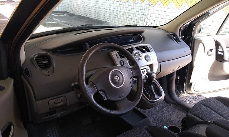 Renault Grand Scénic...