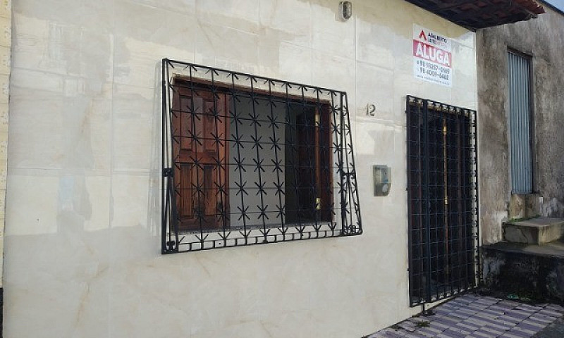 Casa 2 Quartos No Ce...