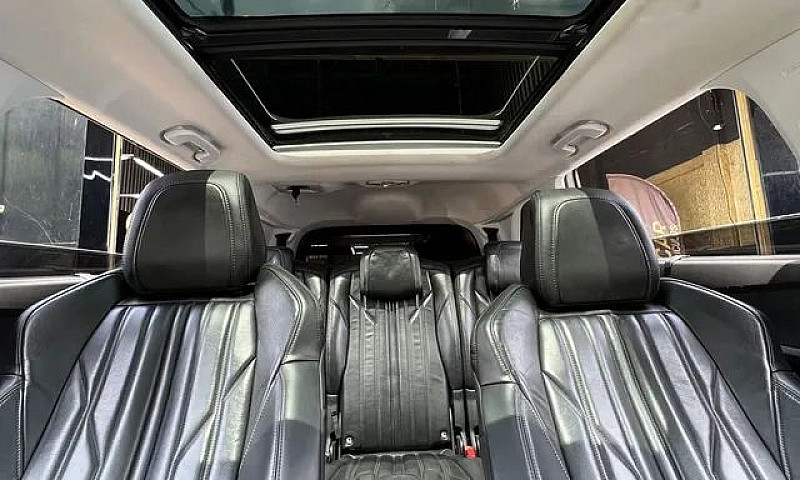 Peugeot 5008 2019...