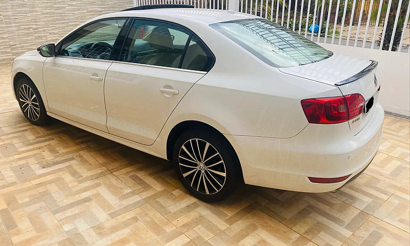 Volkswagen Jetta Hig...