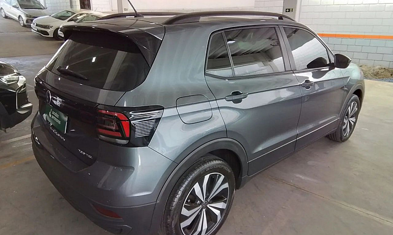 Volkswagen T-Cross 1...