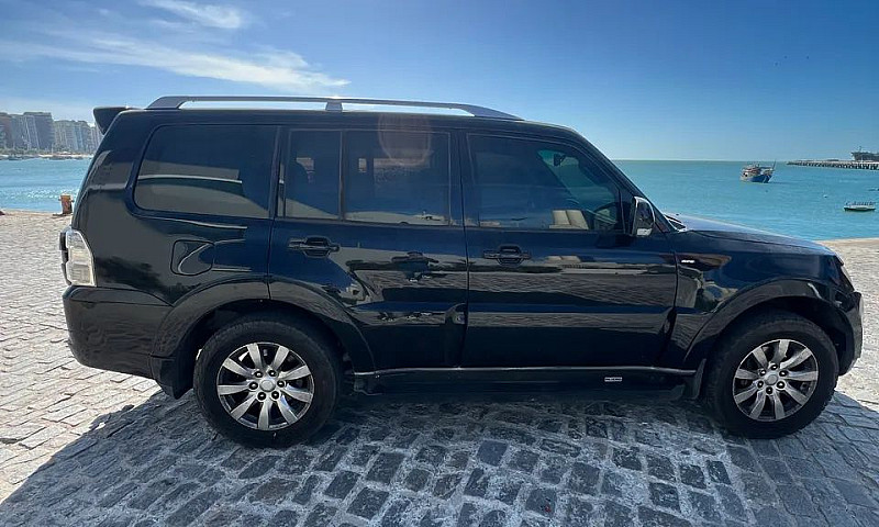 Mitsubishi Pajero Hp...