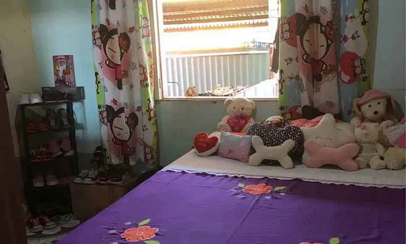 ^ Vende Se Casa Em I...