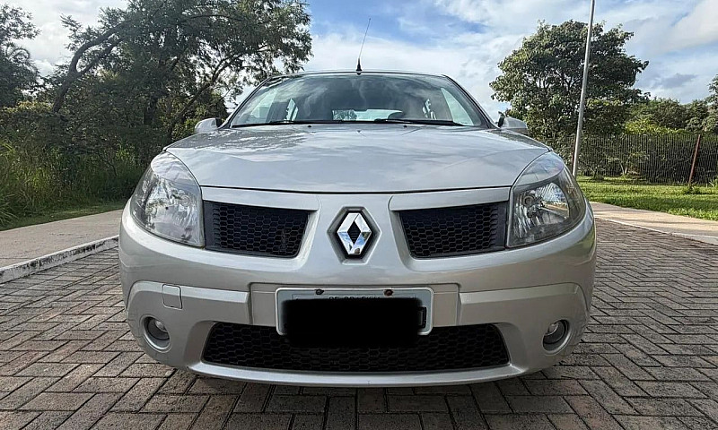 Renault Sandero Vibe...