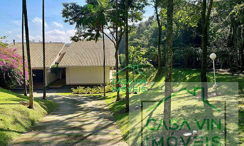 Casa Com 3 Dormitóri...
