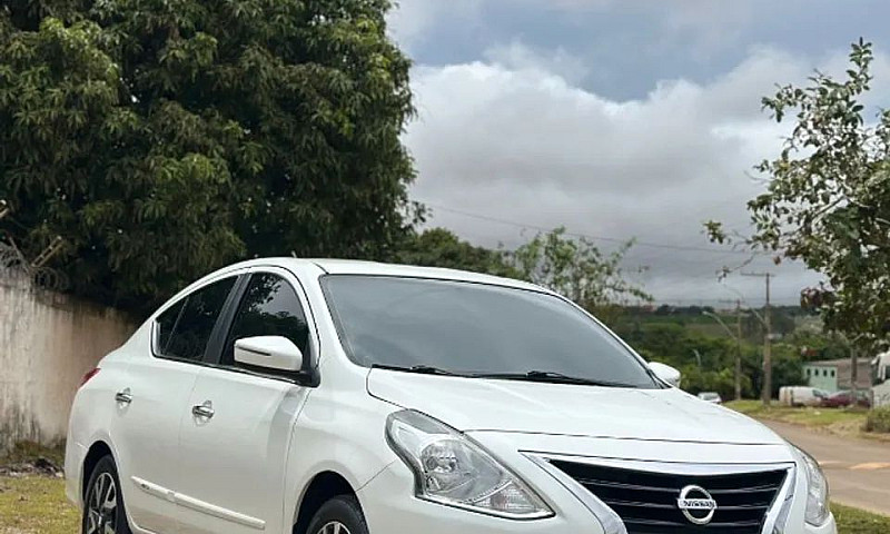 Nissan Versa Sl 1.6 ...
