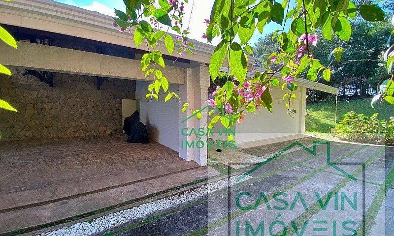 Casa Com 3 Dormitóri...