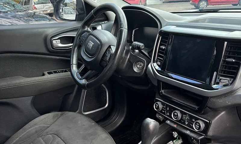 Fiat Toro Freedom 1....
