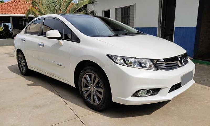 Honda Civic 2015 1.8...