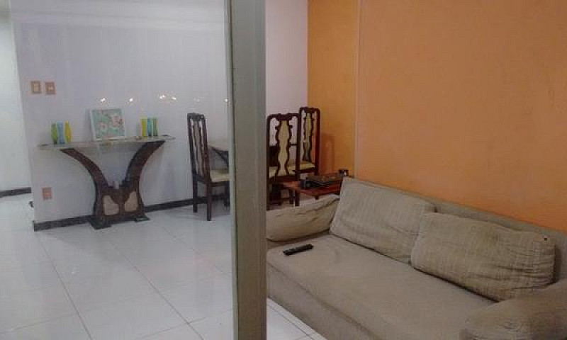 Quarto Na Paralela...