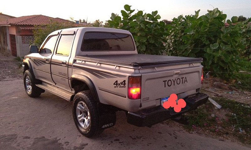 Hilux 2.8 Top De Lin...