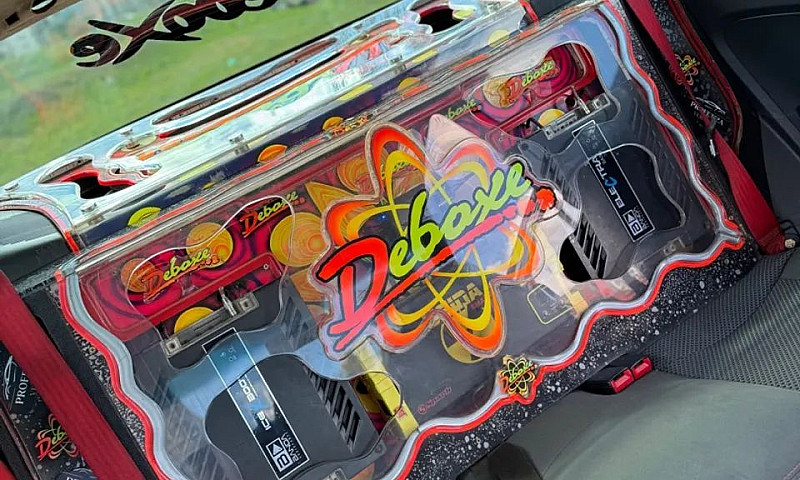 Palio 1.8R Deboxe Ur...