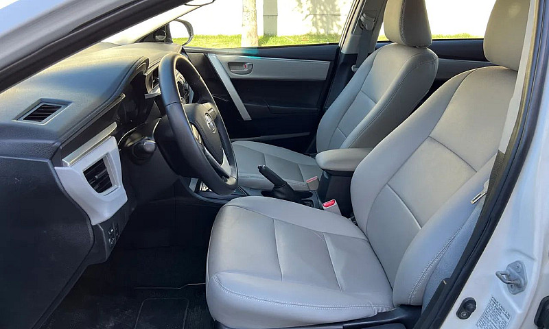 Toyota Corolla Gli 1...