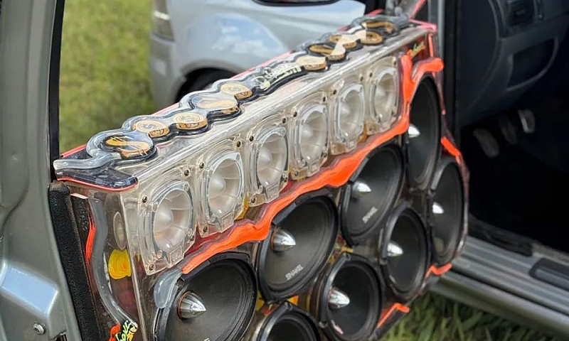 Palio 1.8R Deboxe Ur...