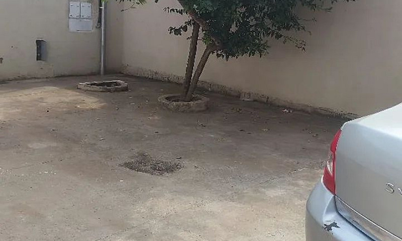 Casa Com Armários E ...