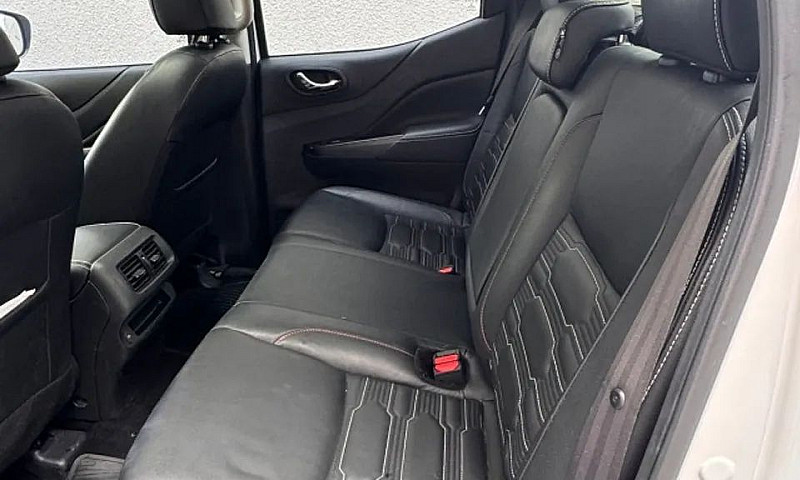 Nissan Frontier Pro4...