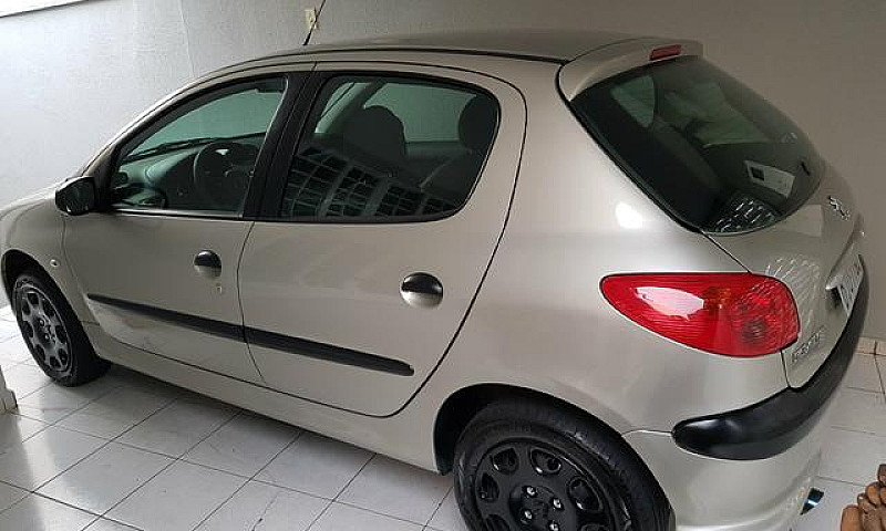 Peugeot 206 1.4 Flex...