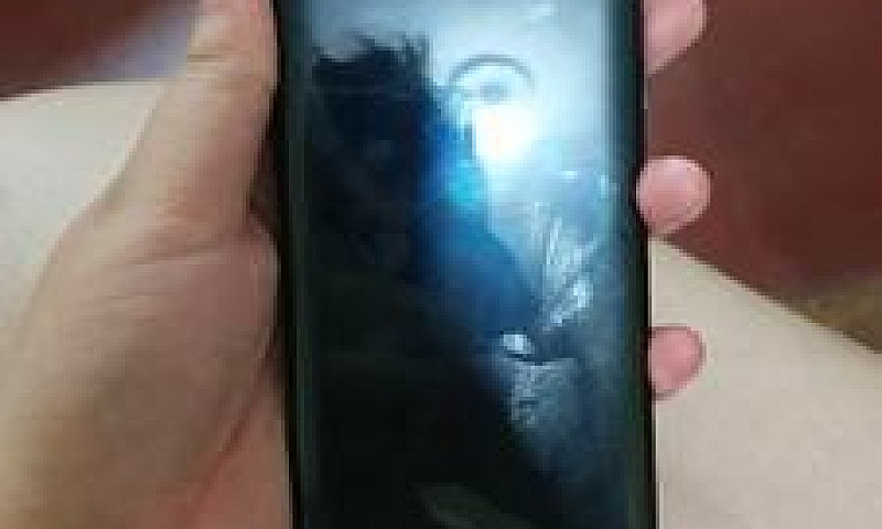 S8+ Trincado Na Tela...