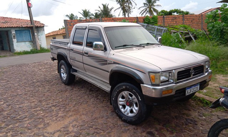 Hilux 2.8 Top De Lin...