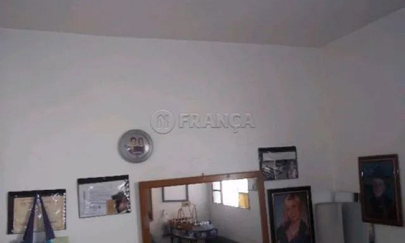 Casa Sobrado Em Jaca...