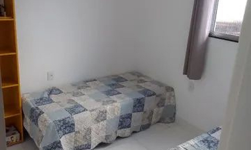 Linda Casa Em Itapuã...
