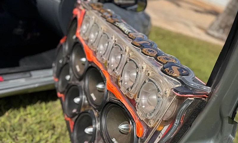 Palio 1.8R Deboxe Ur...