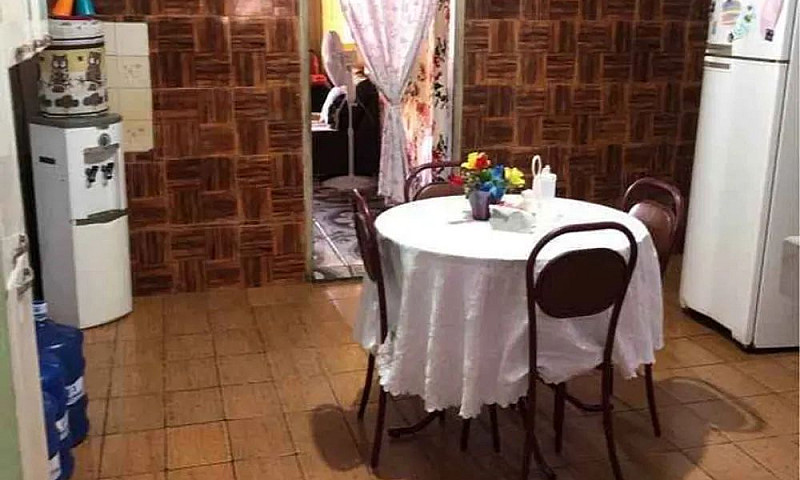 ^ Vende Se Casa Em I...