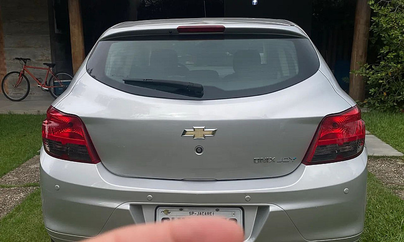Chevrolet Onix Joy H...