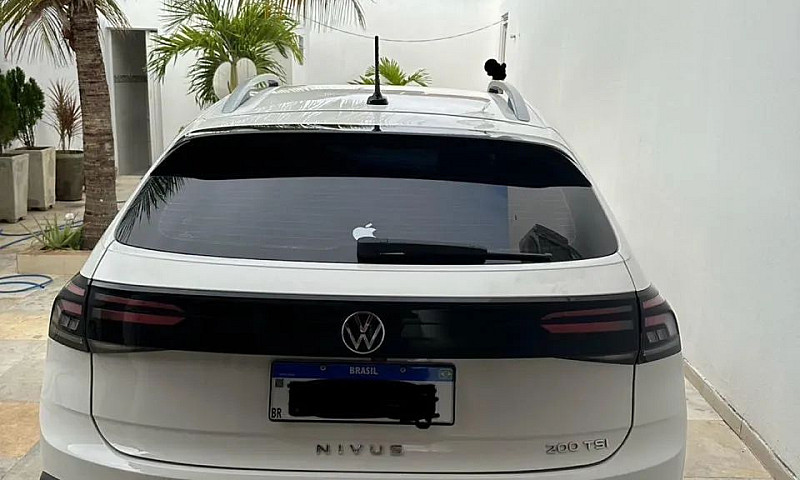 Volkswagen Nivus Hig...