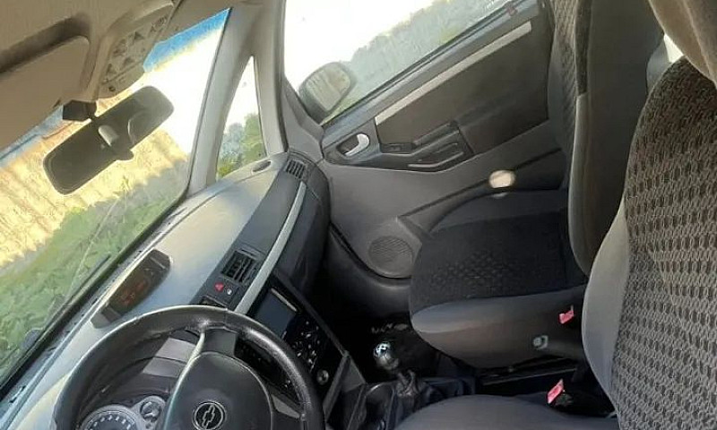 Chevrolet Meriva Pre...