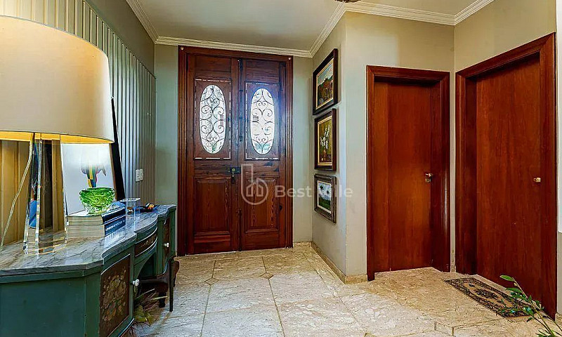 Linda Casa Toda Refo...