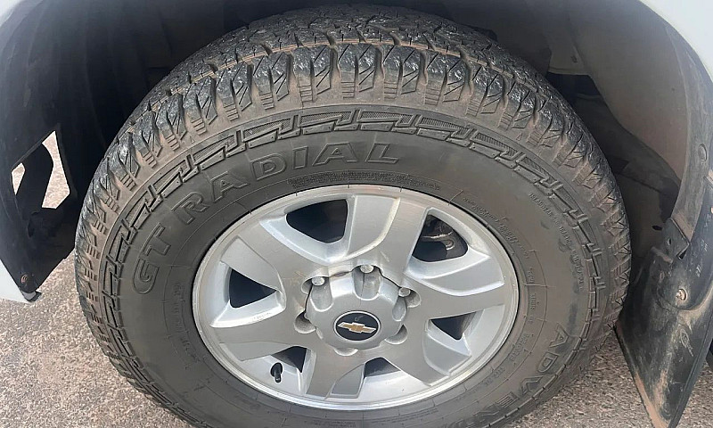 Chevrolet S10 Pick-U...