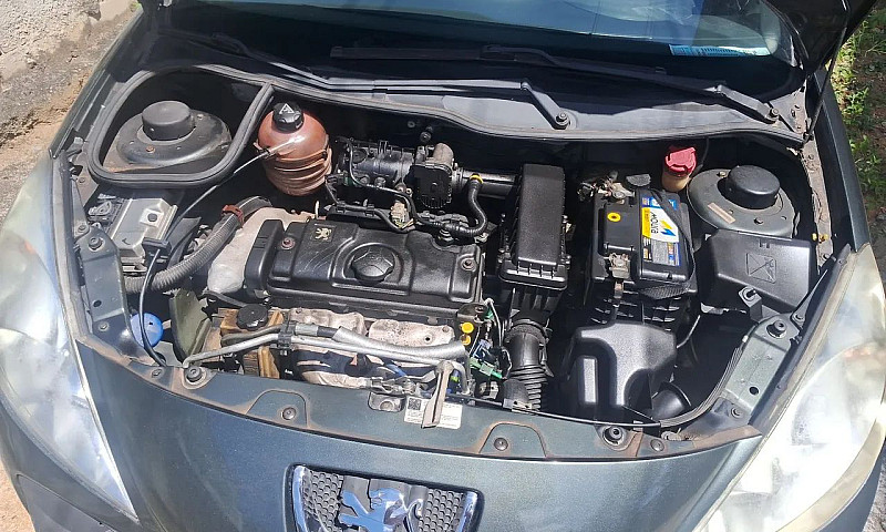 Peugeot 207 Sedan Pa...