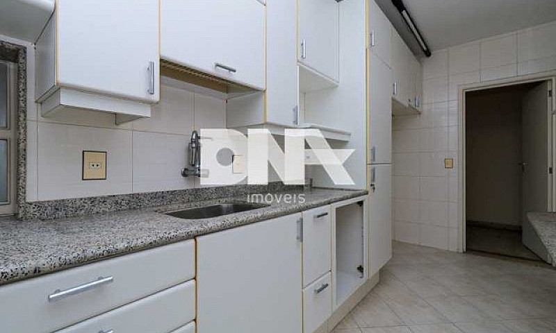 Apartamento : / Resi...