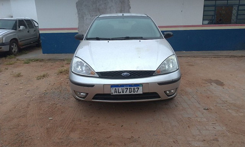 Ford Focus 1.6...