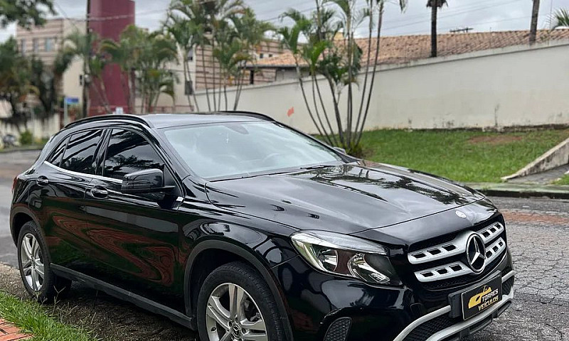 Mercedes-Benz Gla 20...