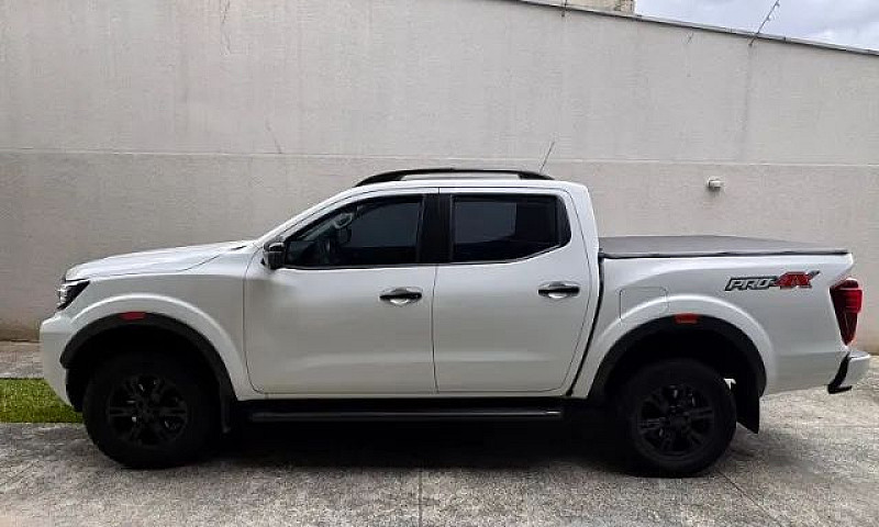Nissan Frontier Pro4...