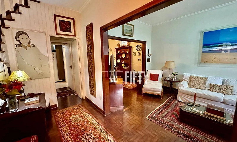 Linda Casa De 280 M²...
