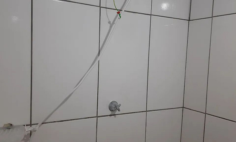 Alugo Uma Casa De Fu...