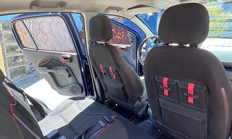 Fiat Uno Vivace Cele...