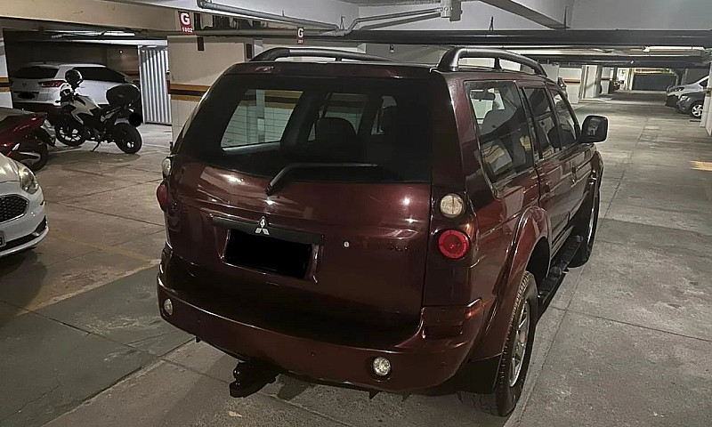 Mitsubishi Pajero Sp...