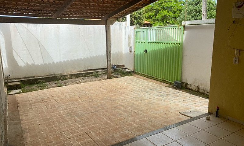 Alugo Casa Em Cidade...