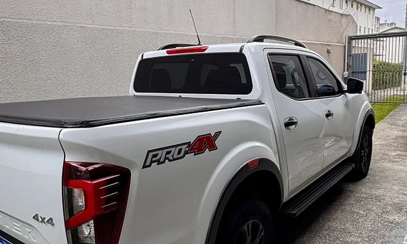 Nissan Frontier Pro4...