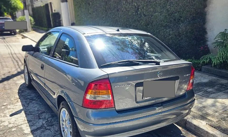 Chevrolet Astra Gl 1...