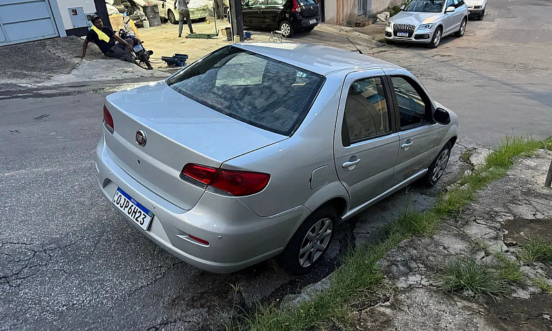 Fiat Siena El Celeb....