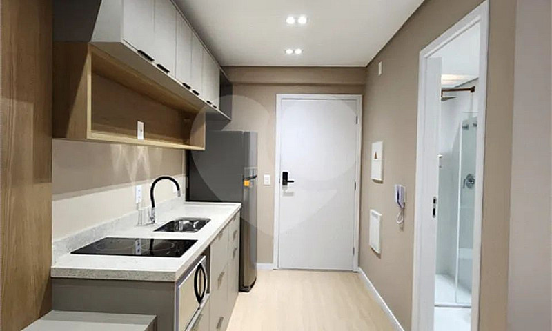 Studio Mobiliado Par...