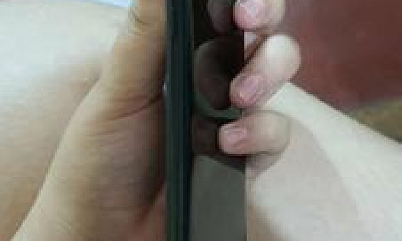 S8+ Trincado Na Tela...