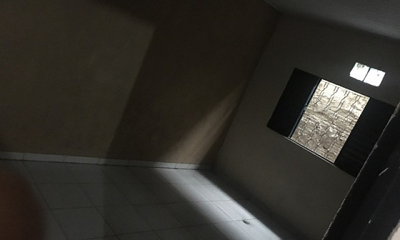 Aluga-Se Casa No Bai...