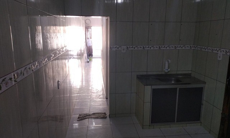 Casa 2 Quartos No Ce...